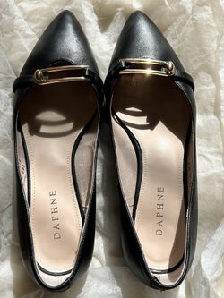 DAPHNE Black Genuine Leather Flats Size 6 – Like New, Worn Once