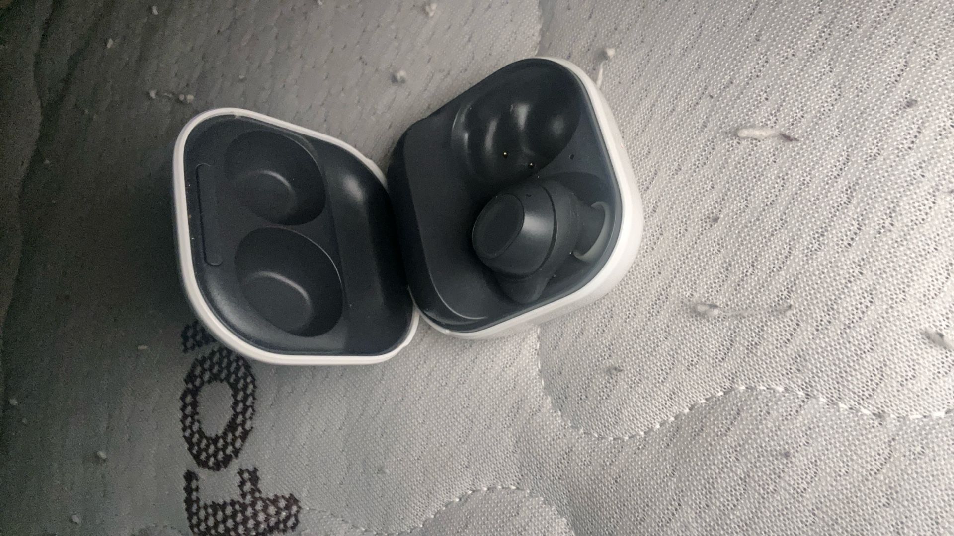 Samsung Bluetooth Earbud