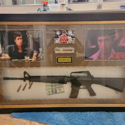 SCARFACE SHADOWBOX  47X30X3