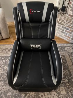Gaming chair