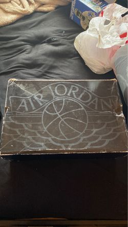 Jordan 1 box