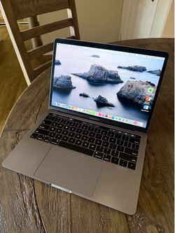 MacBook Pro 2019 13 inch Space Gray
