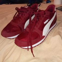 New Puma Shoes Size 9 