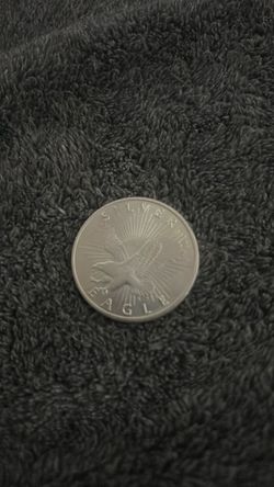 Silver round