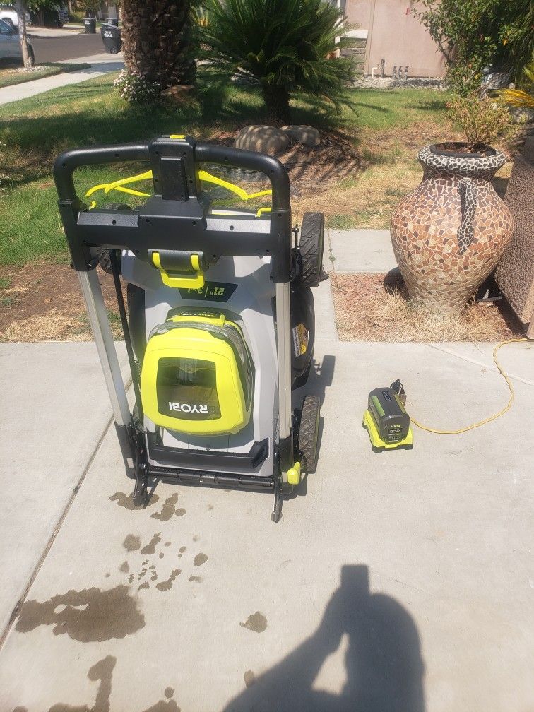3 N 1 Ryobi Self-propelled Stow Away 40v Battery BRUSHLESS 250 Firm No Less Condition New