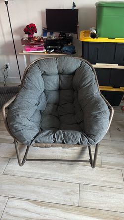 Rockin lounge chair