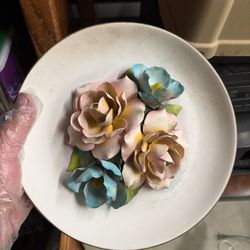 Vintage decorative plate Fabar Capodimonte with voluminous flowers, Italy.