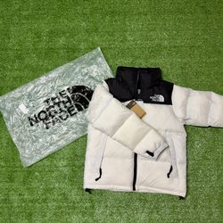 SALE !! The North Face 700 Puffer Jacket ! Men *White/Black* Take for cheap ❗️Top gift 🎁