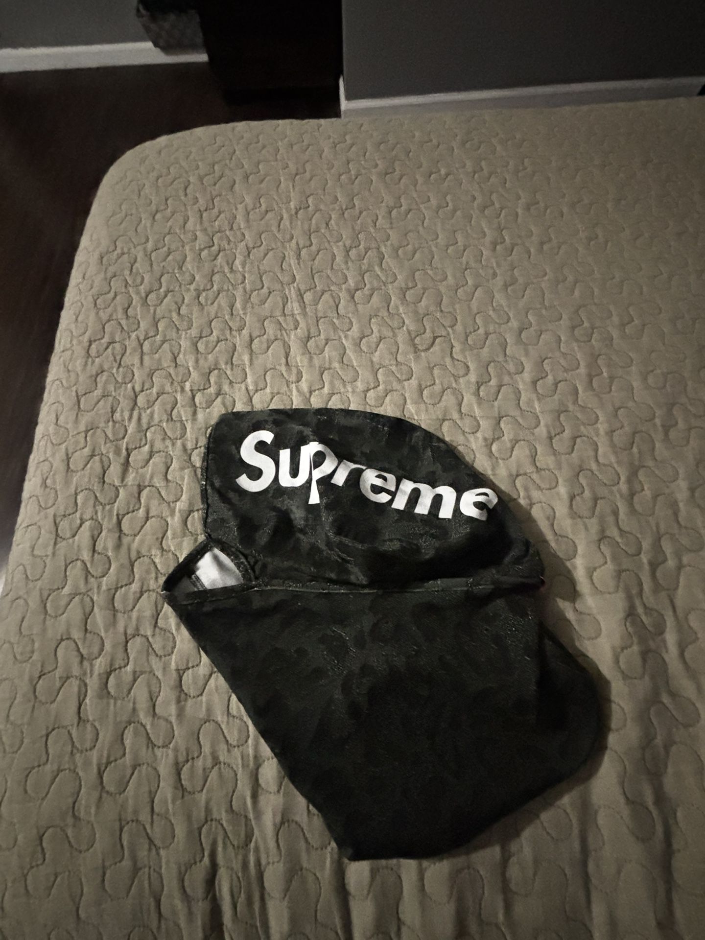 SUPREME HEAT REACTIVE SKI MASK