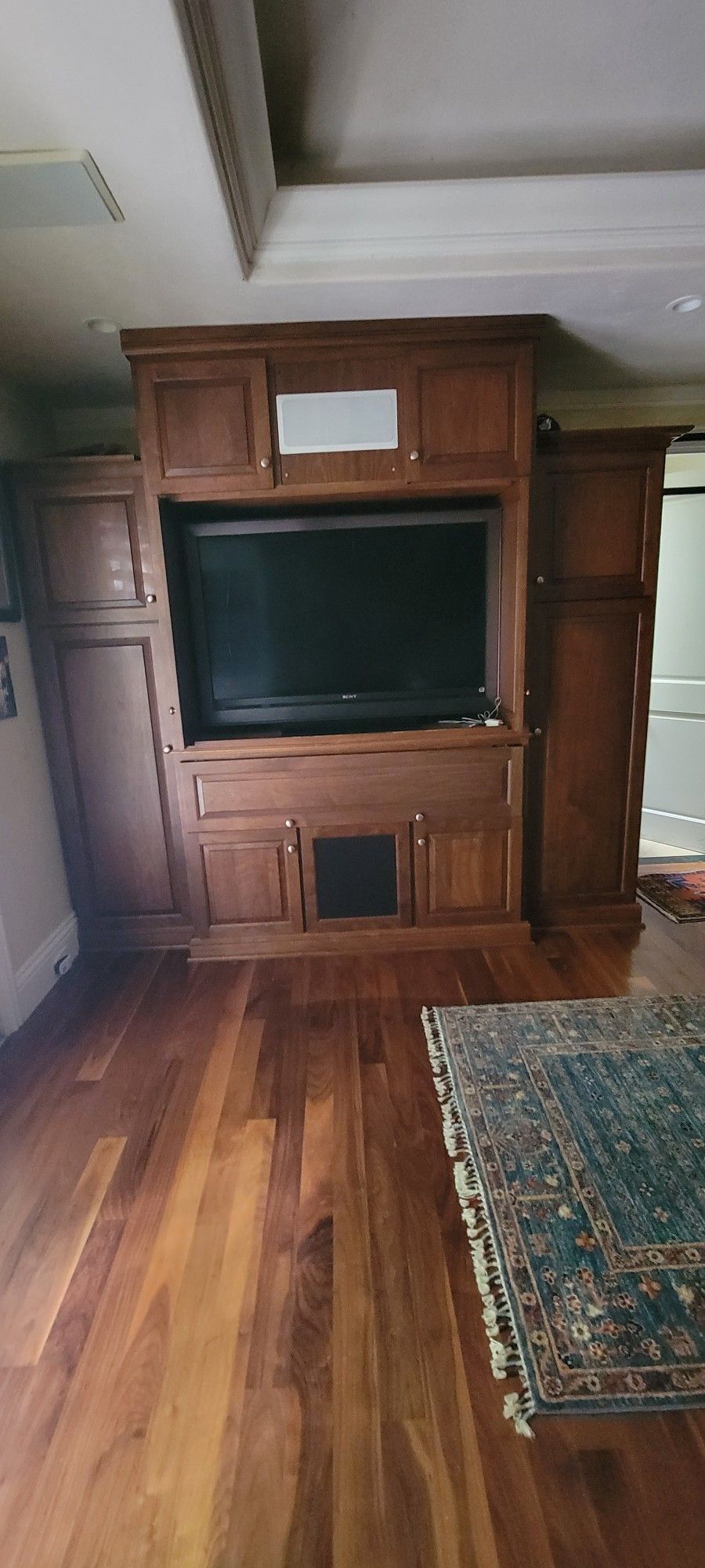 TV Cabinet