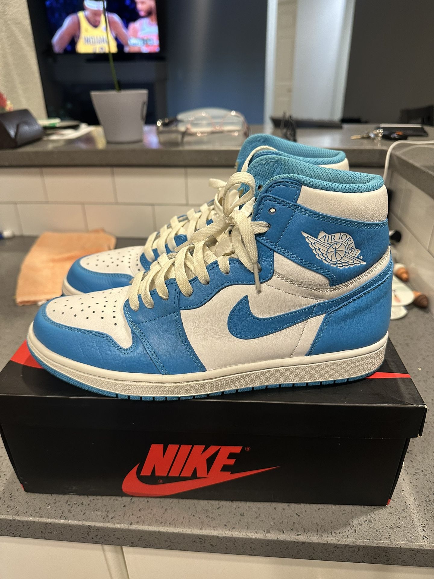 Jordan 1 Unc 2015 Size 9.5