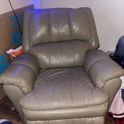 Live Chair/couch
