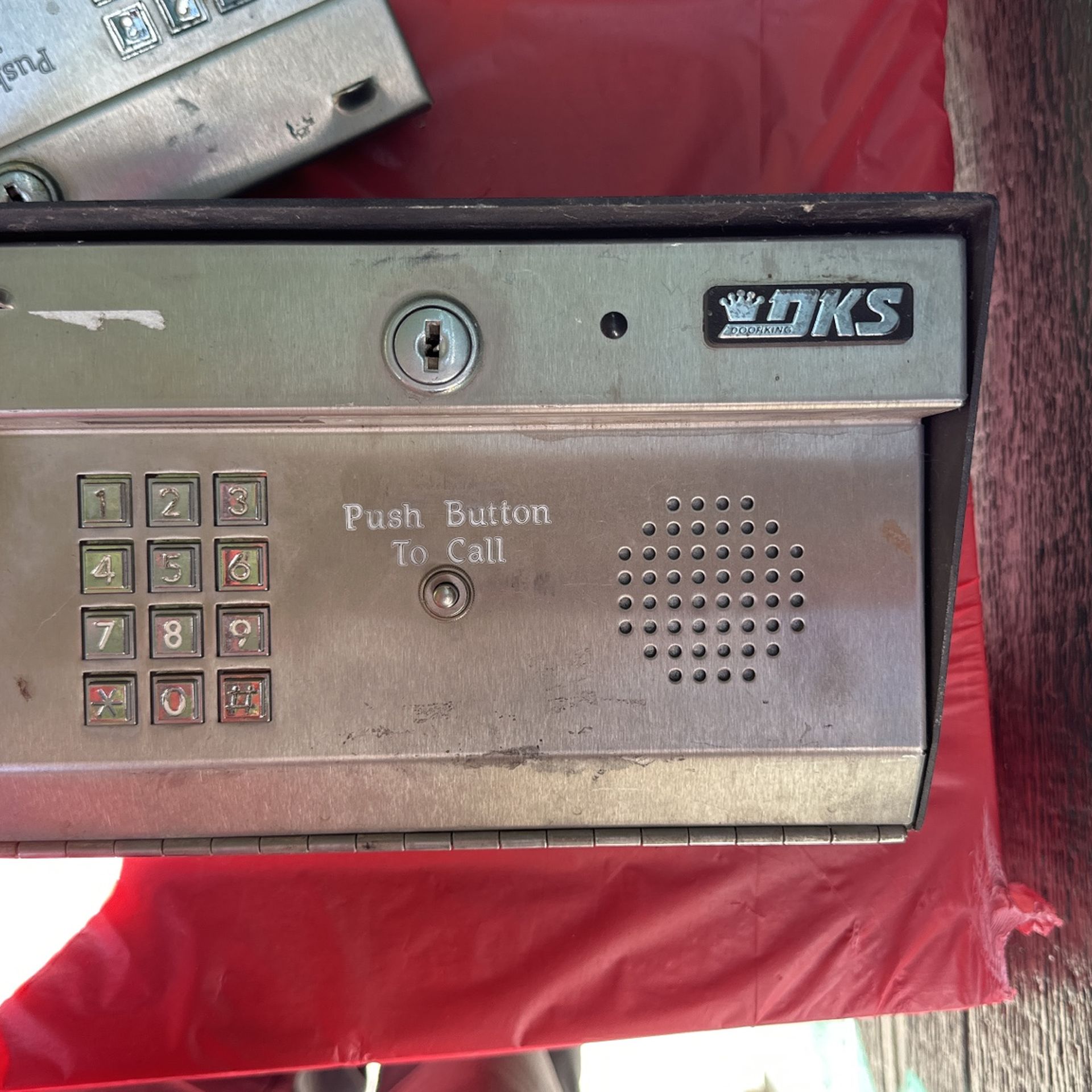 Door King Call Box With Board 1871