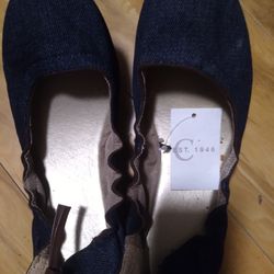 New Dark  Denim Colored Ballet Style Flats Sz 10