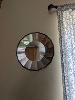 Set of 2 mirrors