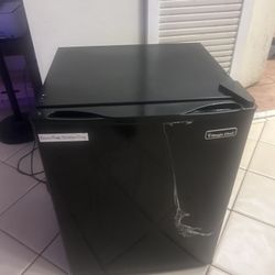 2.6 cu. ft. Mini Fridge in Black, ENERGY STAR