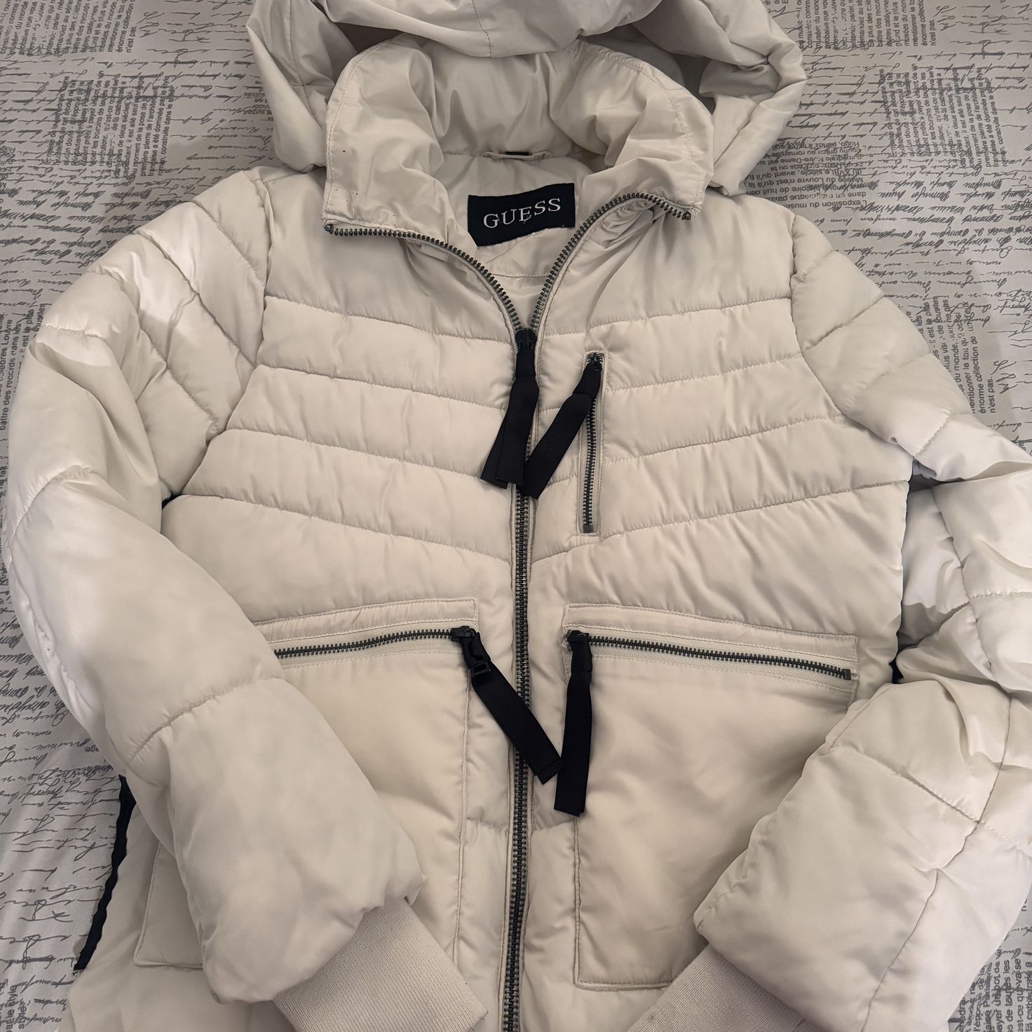 guess puffer jacket