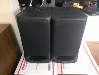 Onkyo Bookshelf Speakers. $30