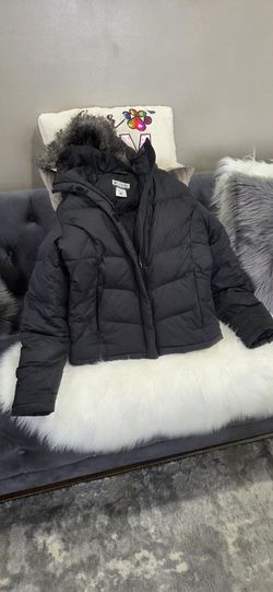 COLUMBIA SIZE MEDIUM  $25