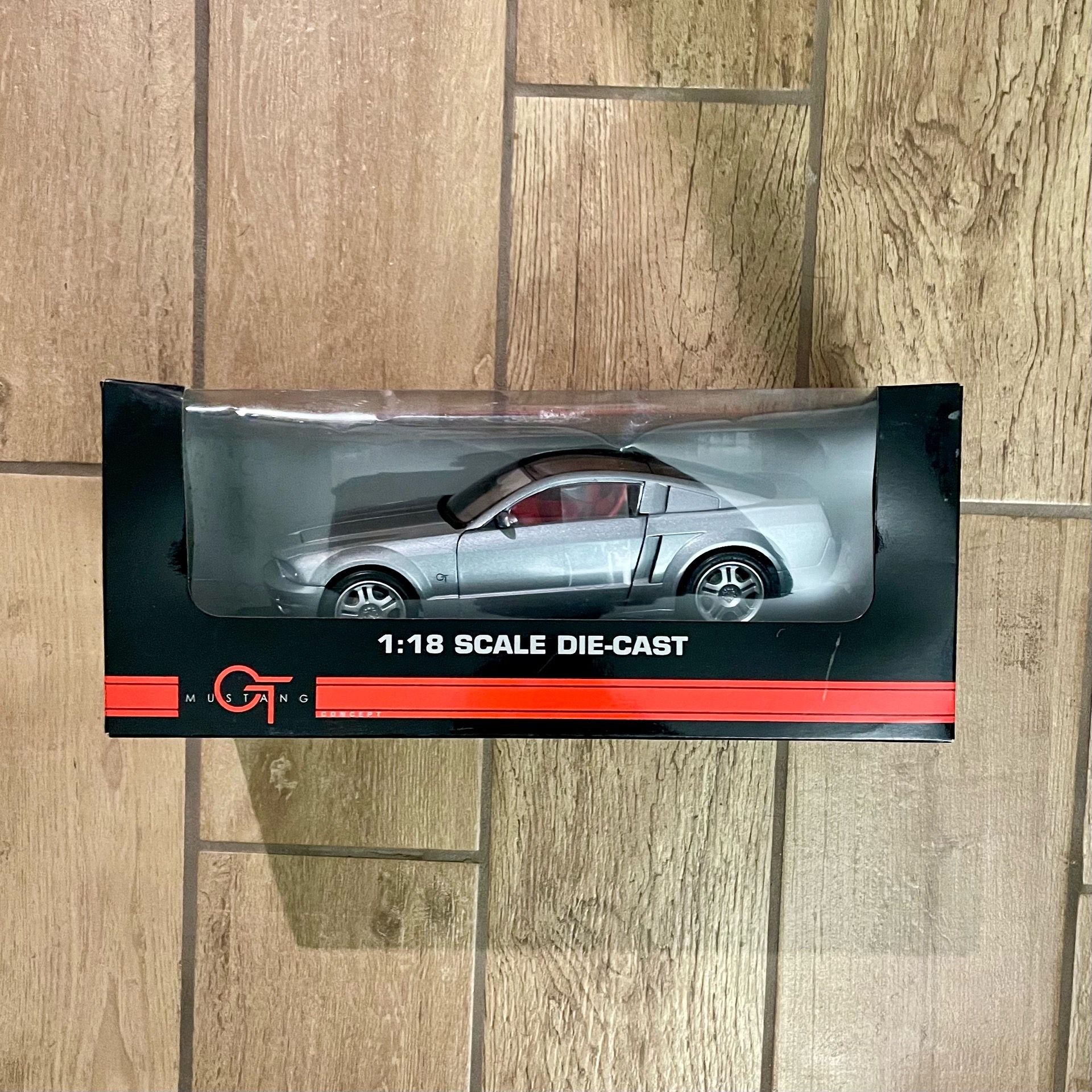 BEANSTALK GROUP 1:18 FORD MUSTANG GT CONCEPT 10035