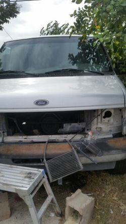 Ford econoline 350 triton