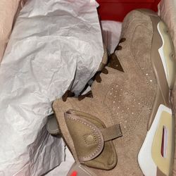 Retro 6 British Khaki 