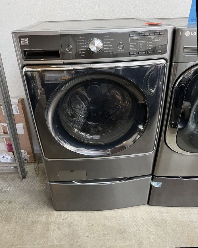grey kenmore frontal washer 5.2 cu feet, mega capacity with pedestal
