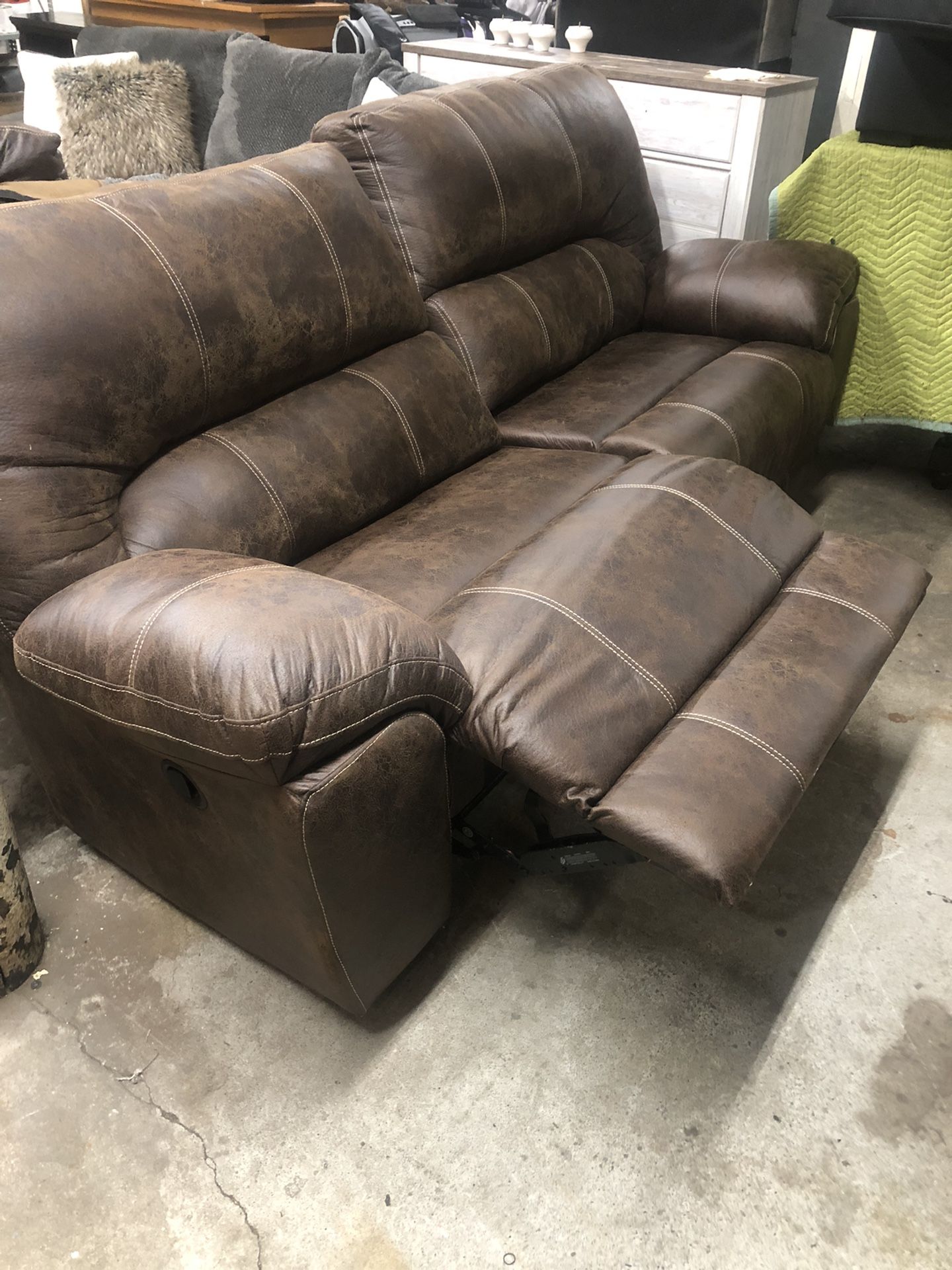 Stratolounger stallion brown reclining sofa discount