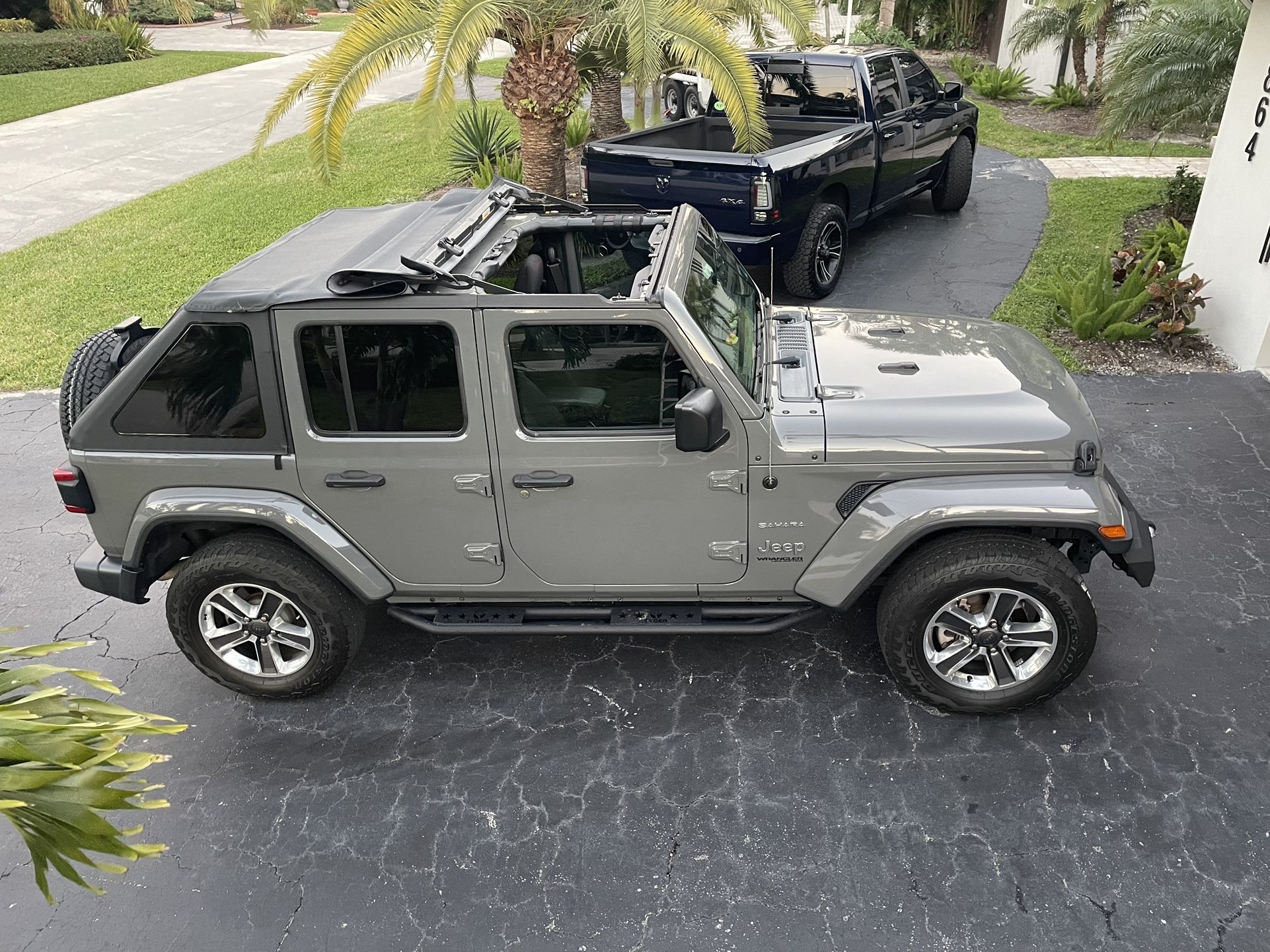 TREKTOP® SLANTBACK SOFT TOP By BESTOP for 2018-2024 Jeep Wrangler JL 