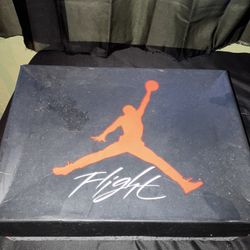 Air Jordan 4 Retro (Red Thunder)