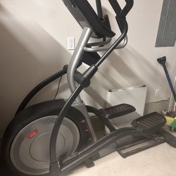 Pro-Form elliptical 20" model PFEL017150 like new.
