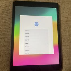 Apple iPad 10.2-inch Wi-Fi 64GB - Space Gray (2021, 9th Generation)