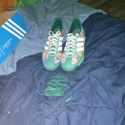 Adidas Liberty