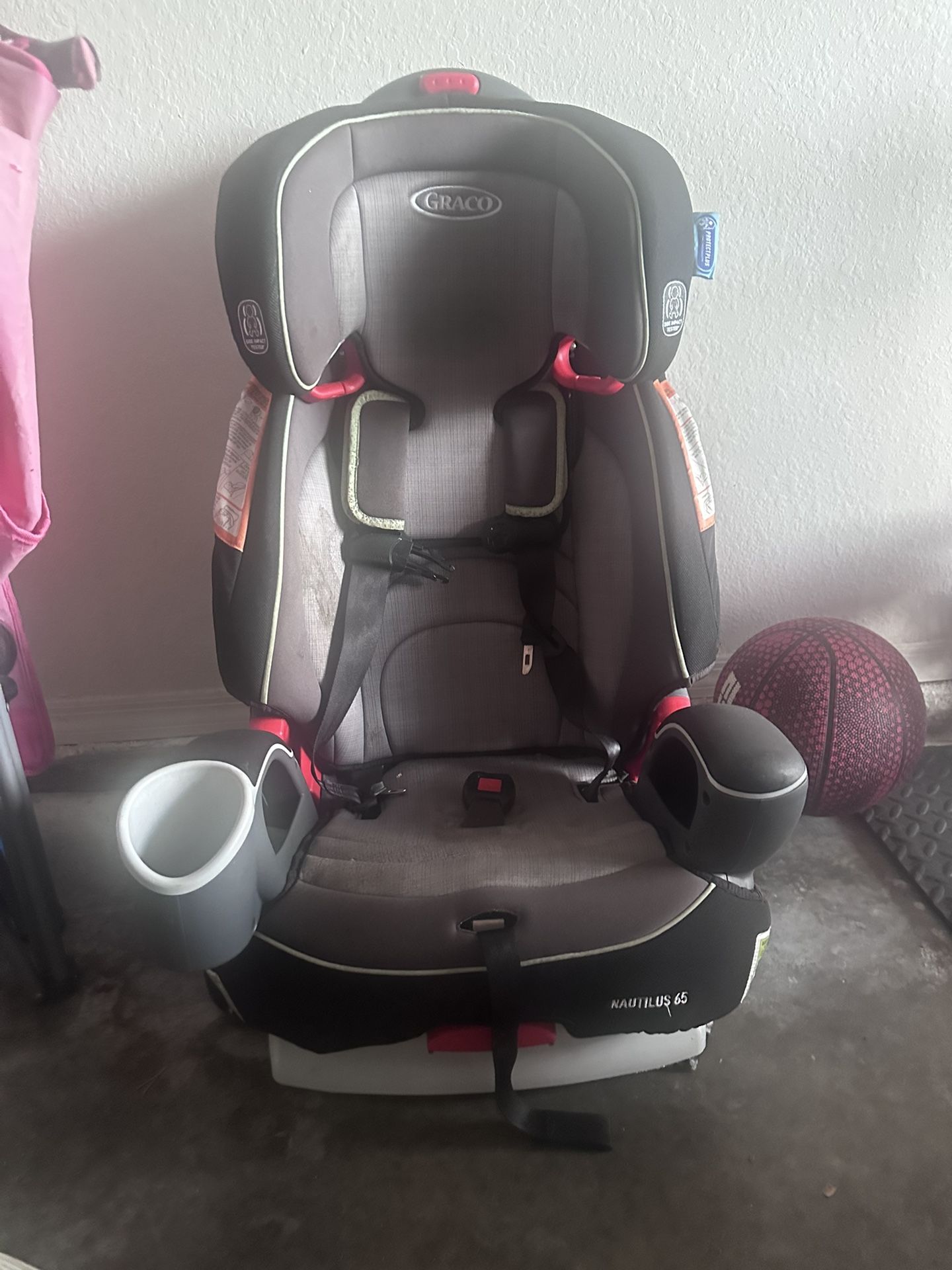 Graco Adjustable Car Seat/Booster Seat