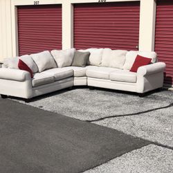 FREE delivery - Large Like New Sectional L Shape Couch Sofa Set. 