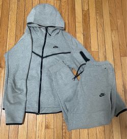 Nike tech set gray medium