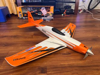 E-flite V900 BNF RC Plane