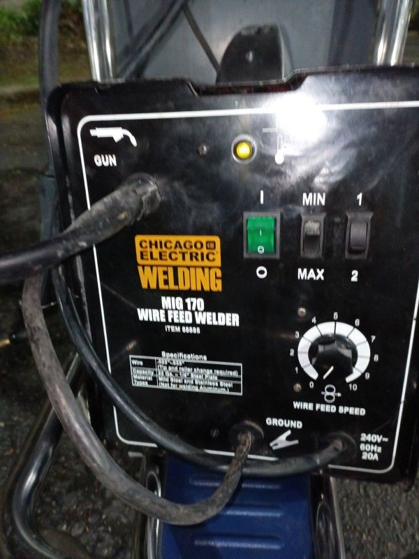 Chicago Electric MiG 170 Wire Fed Welder