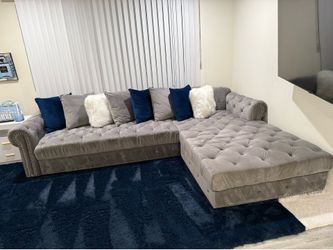 Couch $500 OBO