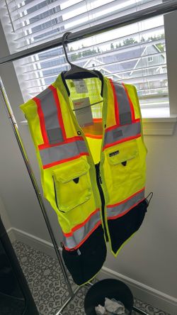 Brand New Kishigo Safety Vest Size Medium
