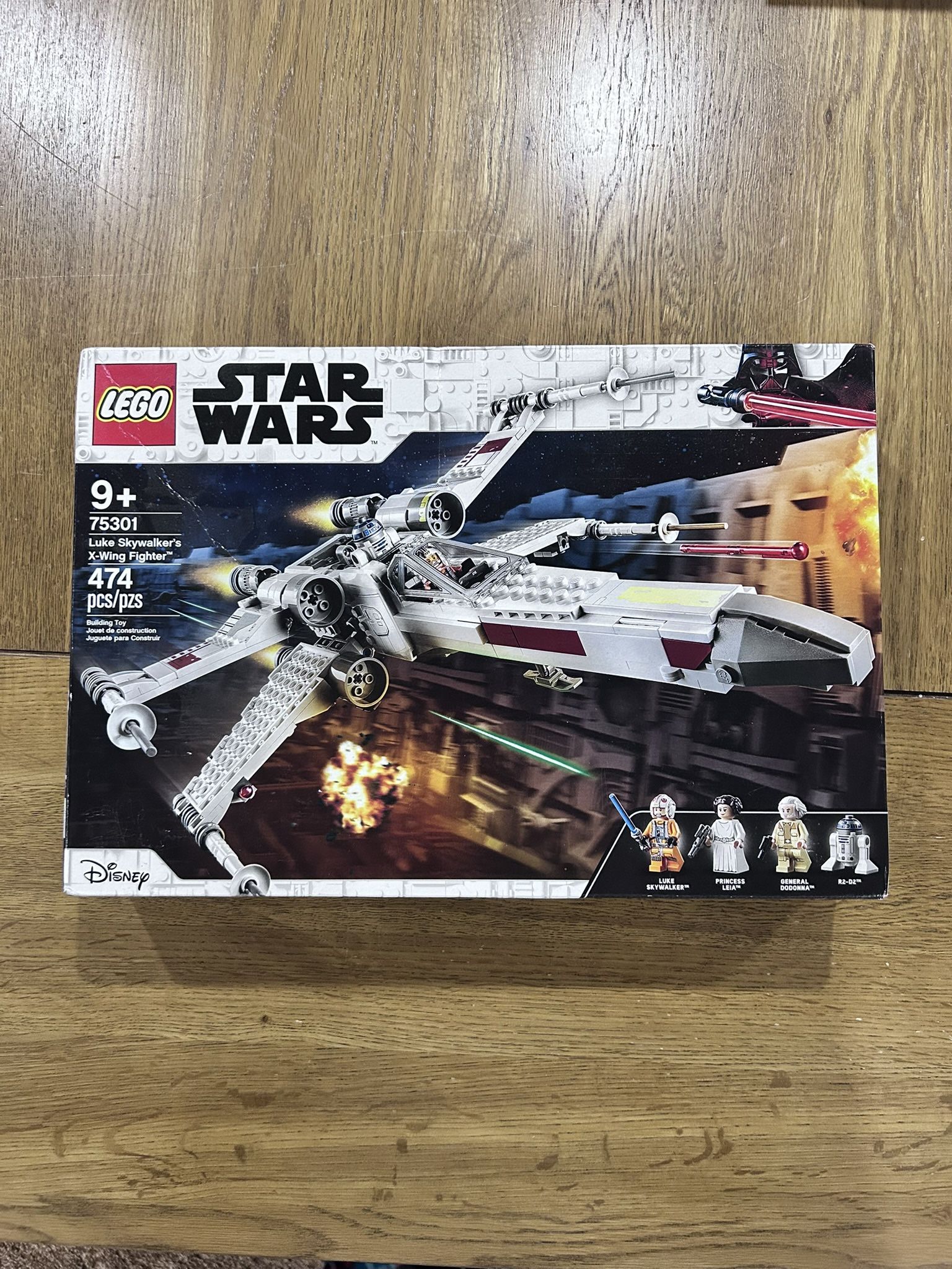 Retired LEGO Star Wars X-Wing Fighter SEALED