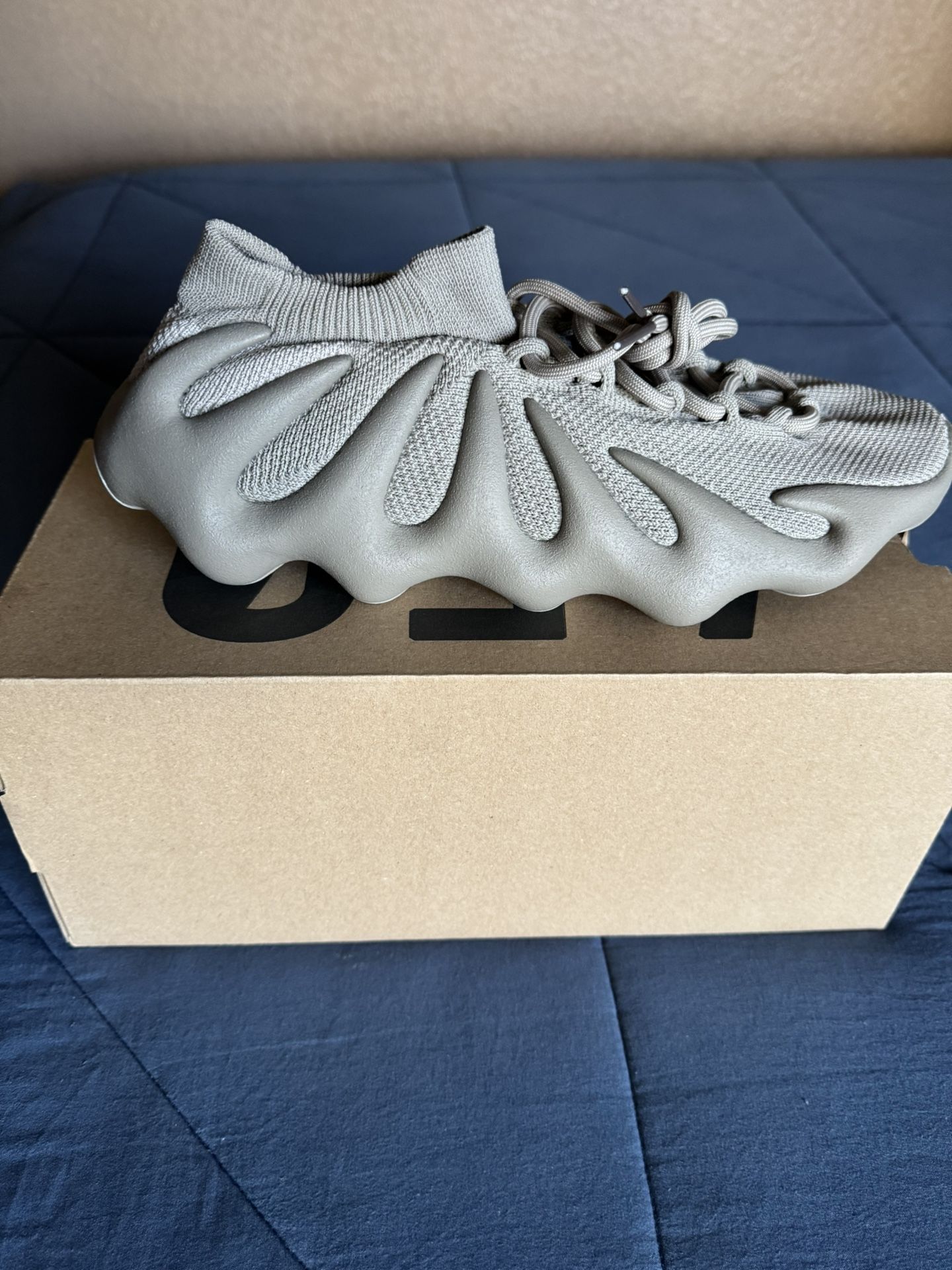 Adidas Yeezy 450, Size 10.5, Gray/Flax