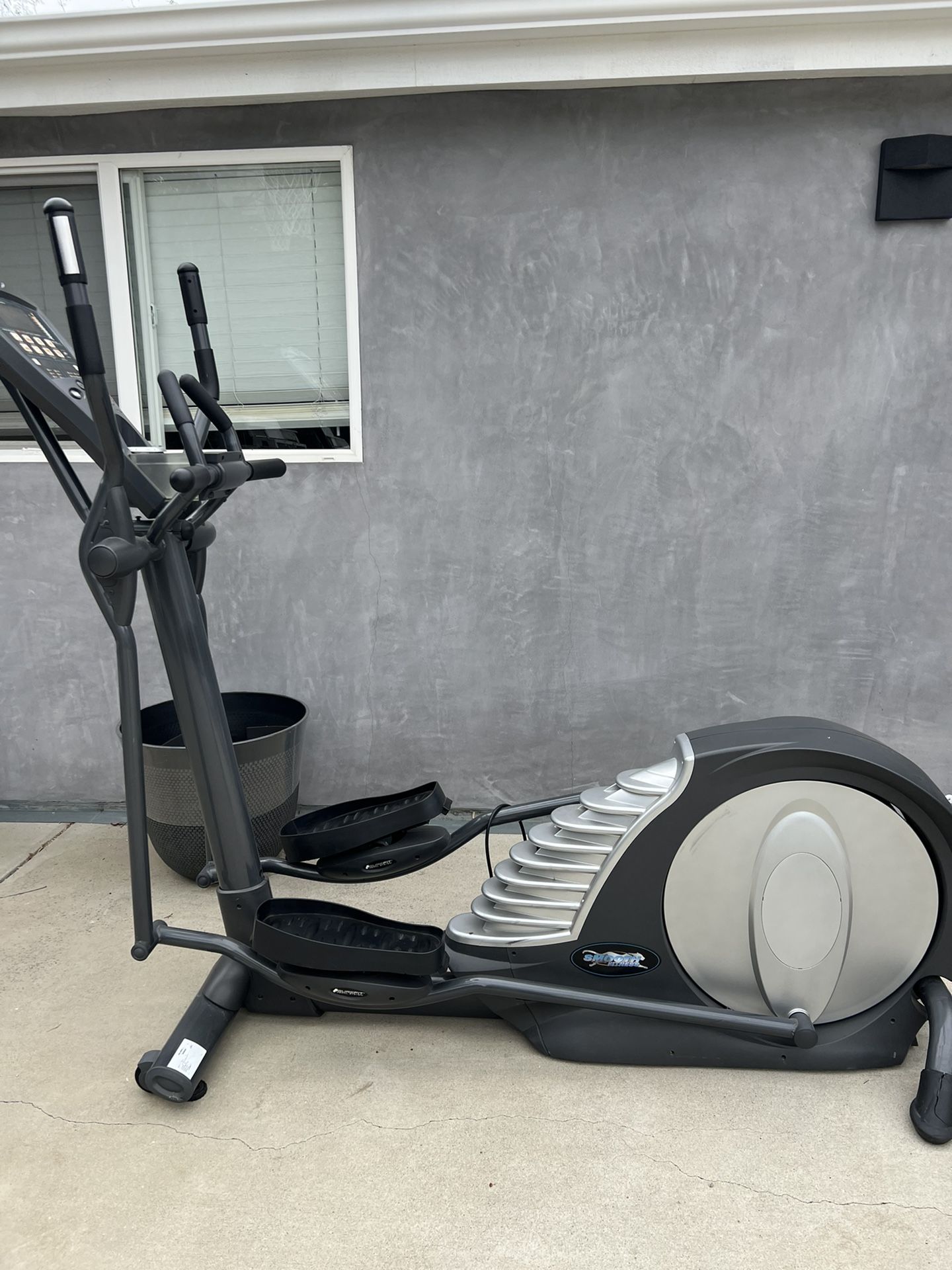 Elliptical Trainers Smooth Fitness Elliptical Ce Price Miracle