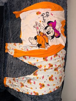Girls clothing