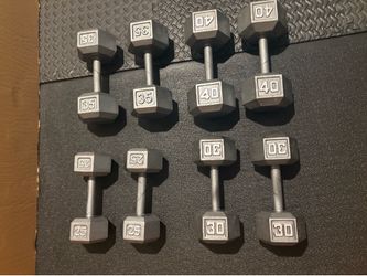 Set of Hex Cast Iron Dumbbells ( heavy) 40#, 35#, 30# and 25 #   In total: 260 pounds.