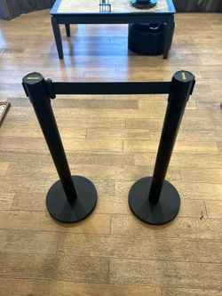 Stands Line Diviners