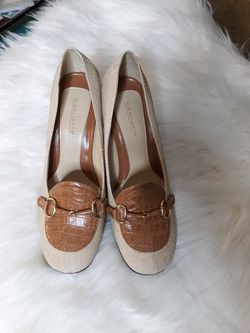 NWOT Highlights Heels