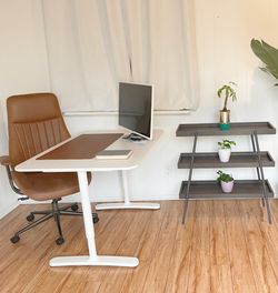 Office Chair, High Back Faux Leather Executive Chairs with Armrests, Comfy Mid-Century Modern Swivel Rolling Computer Armchair