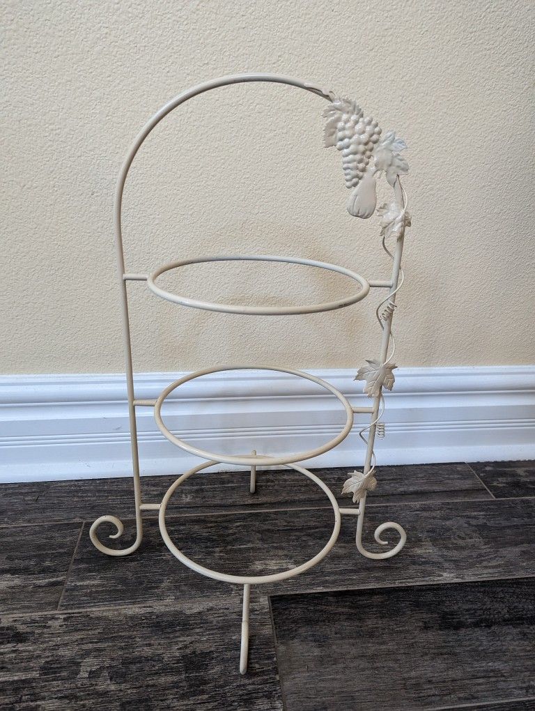 Vintage Plate Stand