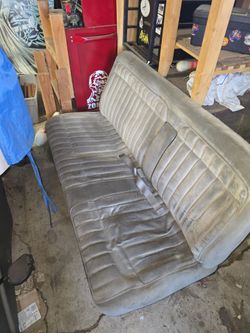 OBS bench seat with armrest
